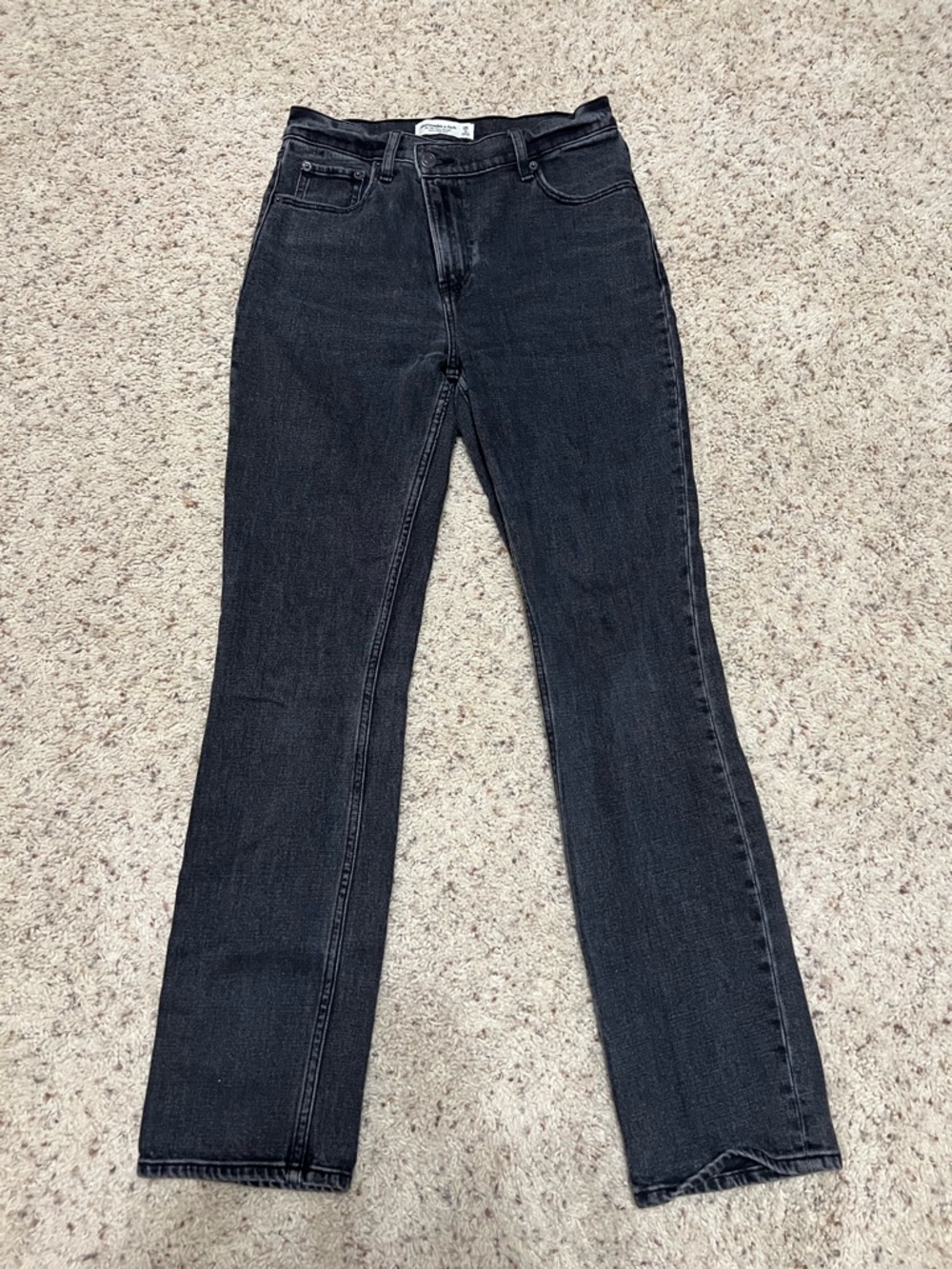 Abercrombie and Fitch 90’s Slim Straight Ultra High Rise size 2s